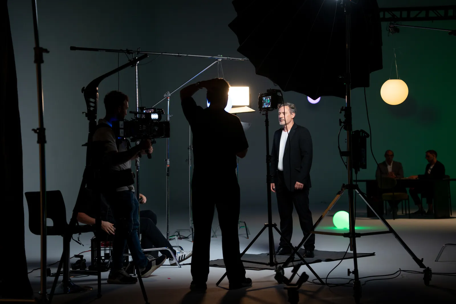 Matt the director, on set with XRecruiter bringing their commercial to life.